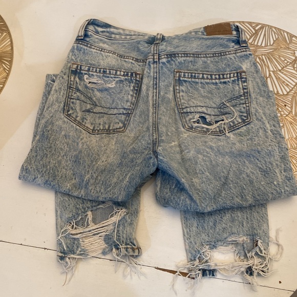American eagle ripped jeans - Picture 2 of 2